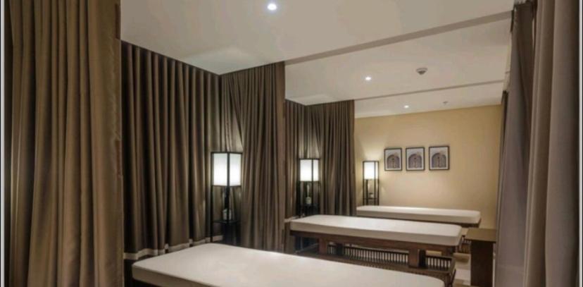 Classy 2br At Eastwood With Pool And Skyline View *