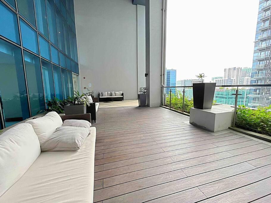 Great Value In Uptown Parksuites Bgc 1br,washer,netflix Apartment *