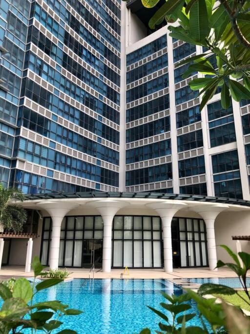 Great Value In Uptown Parksuites Bgc 1br,washer,netflix Apartment *