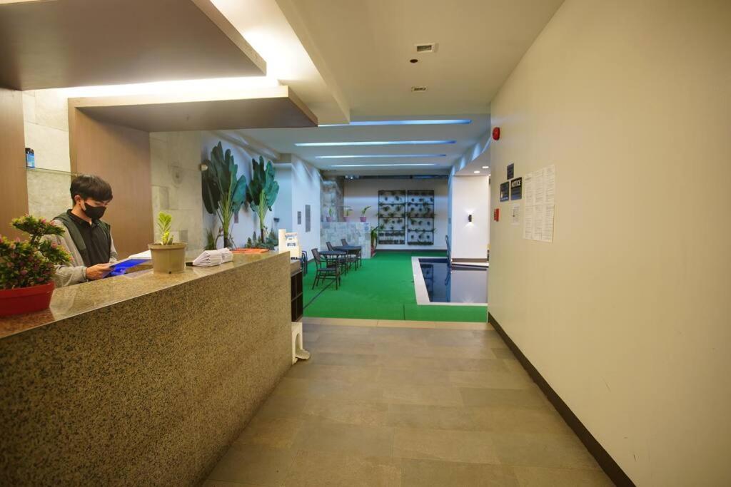 Millenia Suites Cozy Studio Unit 3003