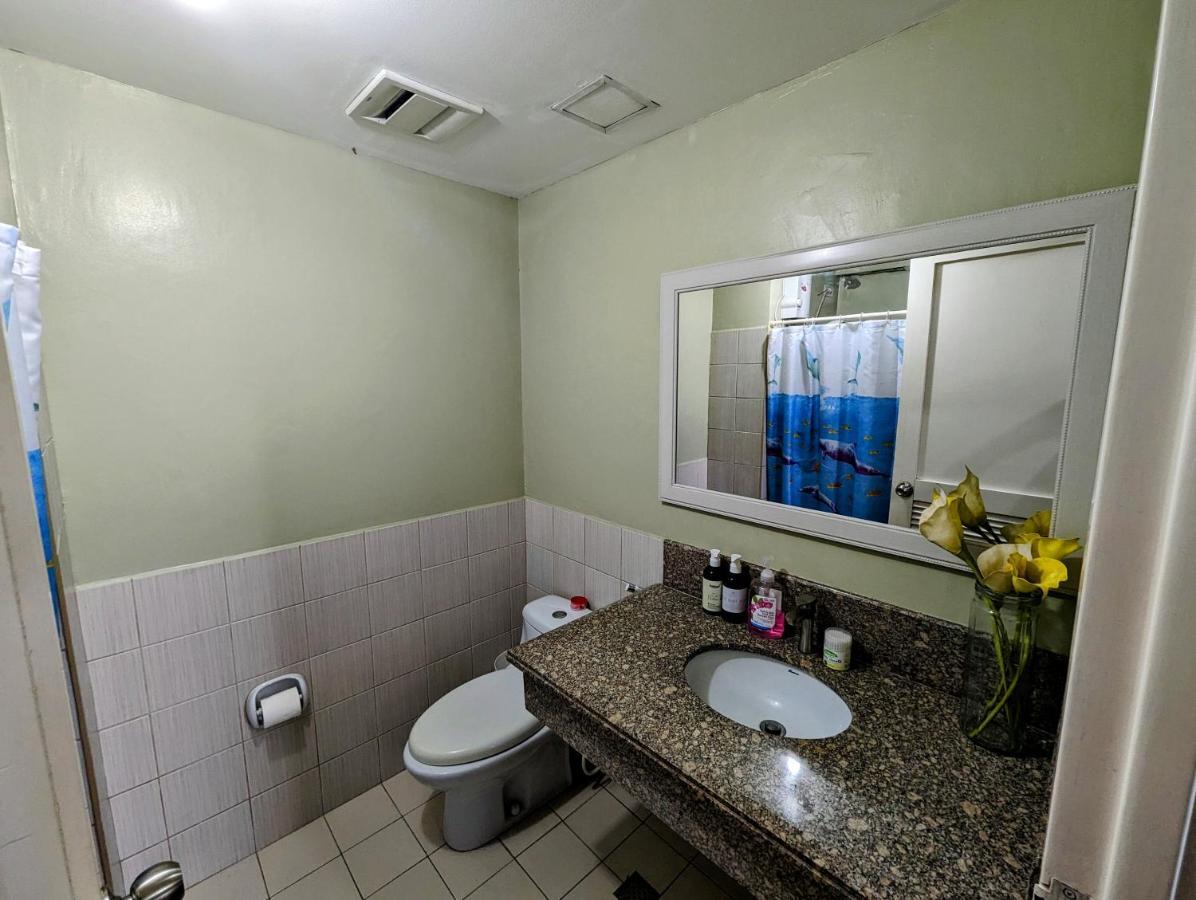 Apartment Acacia Estates' The Getaway Taguig Jade Tower Manila