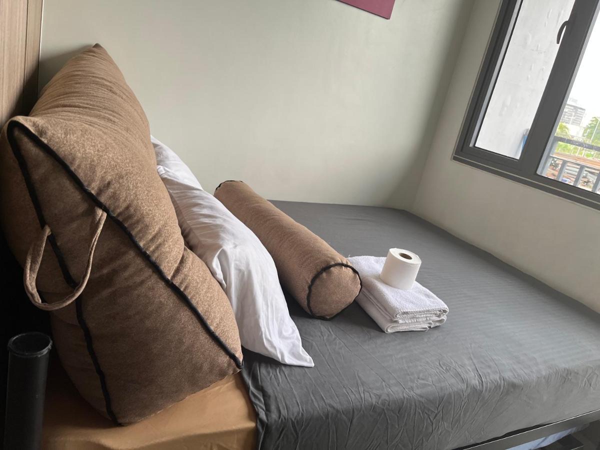 Shore Occupancy 6 Pax Cooking Balcony Netflix Pools Moa Airport Casino Picc马尼拉moa高级酒店公寓