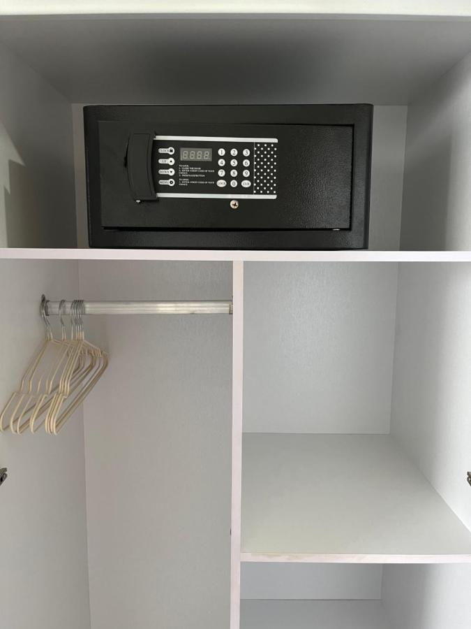 Shore Occupancy 6 Pax Cooking Balcony Netflix Pools Moa Airport Casino Picc马尼拉moa高级酒店公寓 Apartment