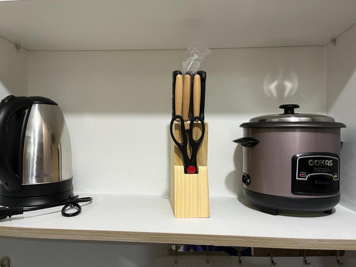 Shore Occupancy 6 Pax Cooking Balcony Netflix Pools Moa Airport Casino Picc马尼拉moa高级酒店公寓 Apartment