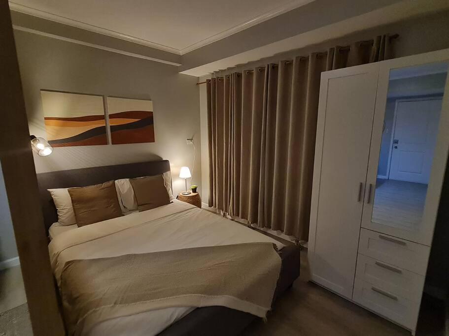 Homey Unit In Bgc - B Soma Nt *