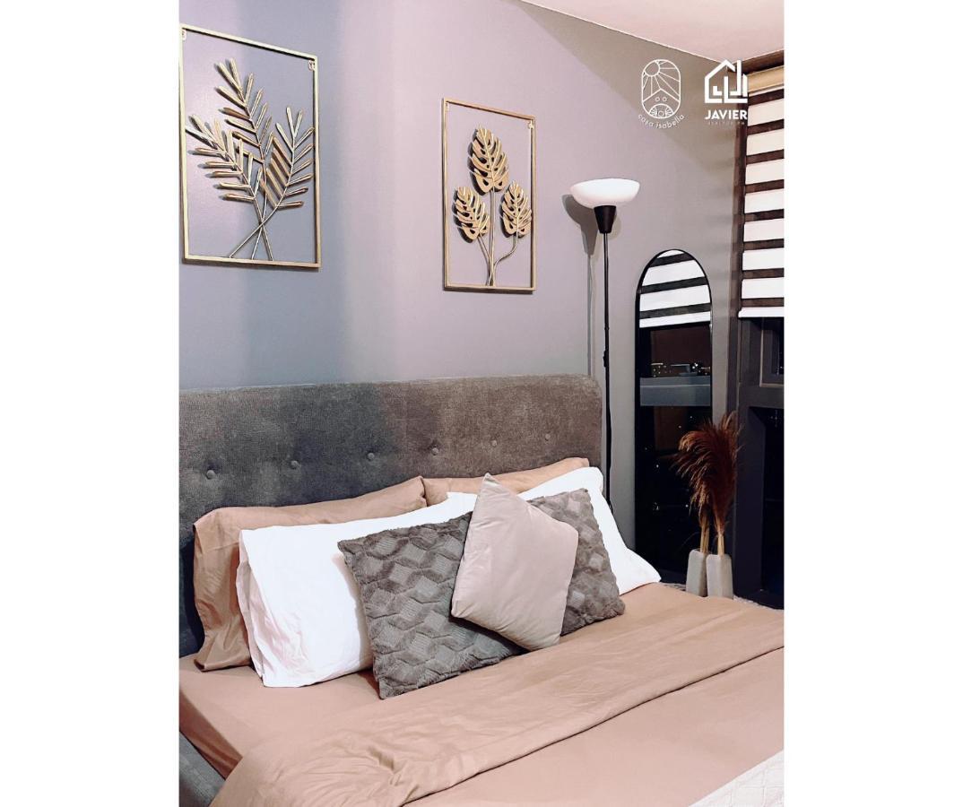 Aparthotel Eastwood Penthouse Studio With View, Netflix And Fast Wi-fi Manila