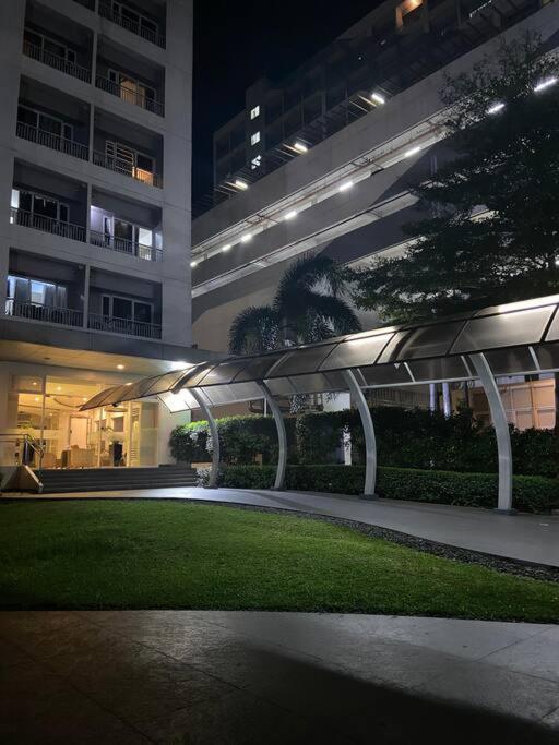 Cozy Place In Taguig With Free Wifi - Near Bgc And Airport * Manila