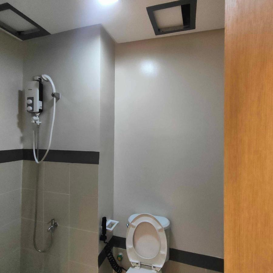 Hotel Four Angels' Staycation In Trees Residences Near Sm Fairview
