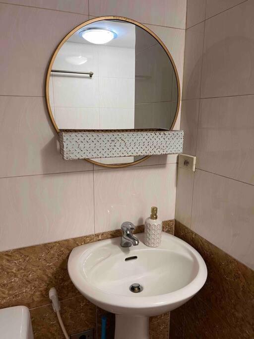 Apartment 2br Spacious Loft In Qc, Short Walk To M Place Manila