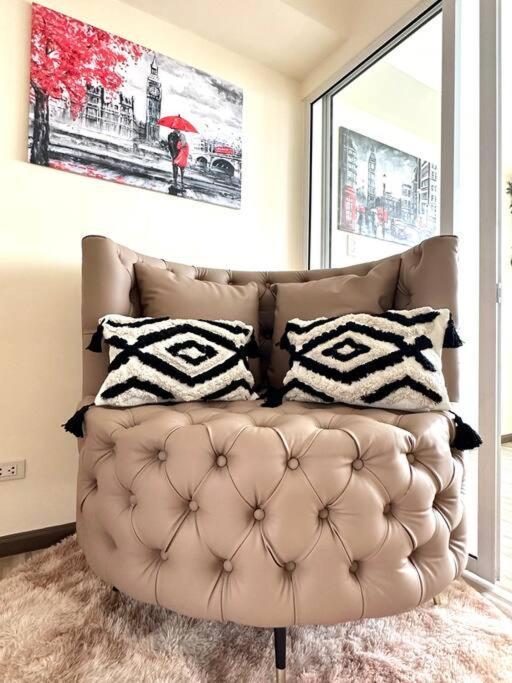 Apartment Azure Urban - St Tropez Tower Staycation Unit With A European Touch Manila