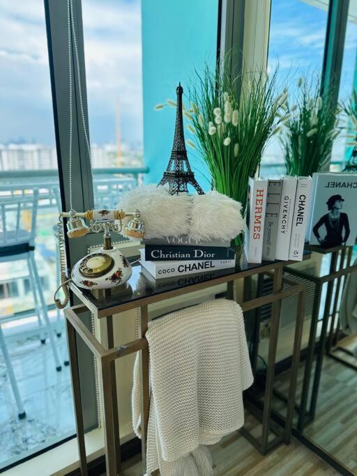 Azure Urban - St Tropez Tower Staycation Unit With A European Touch Apartment