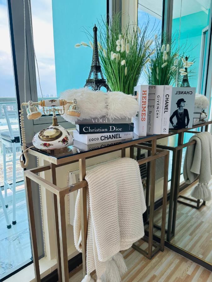Azure Urban - St Tropez Tower Staycation Unit With A European Touch * Manila