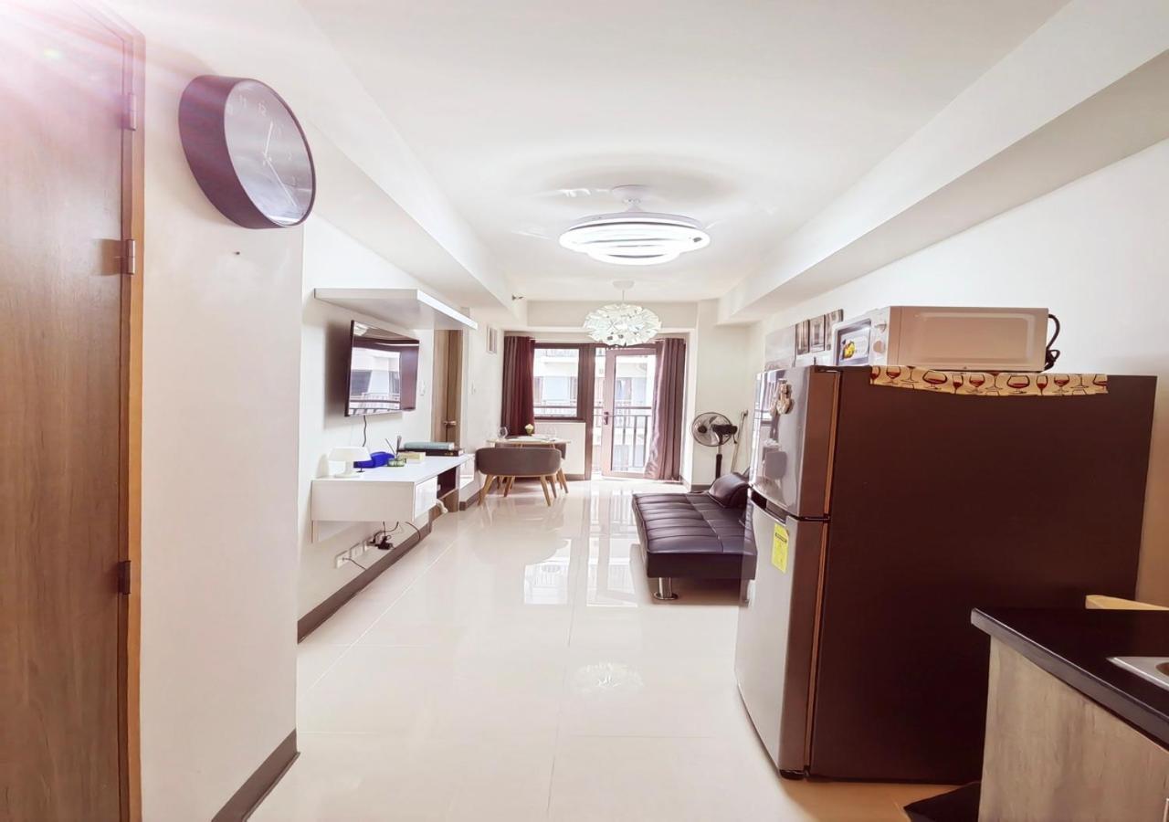 Apartment S Residences1 Bedroom With Balcony Near Moa Manila