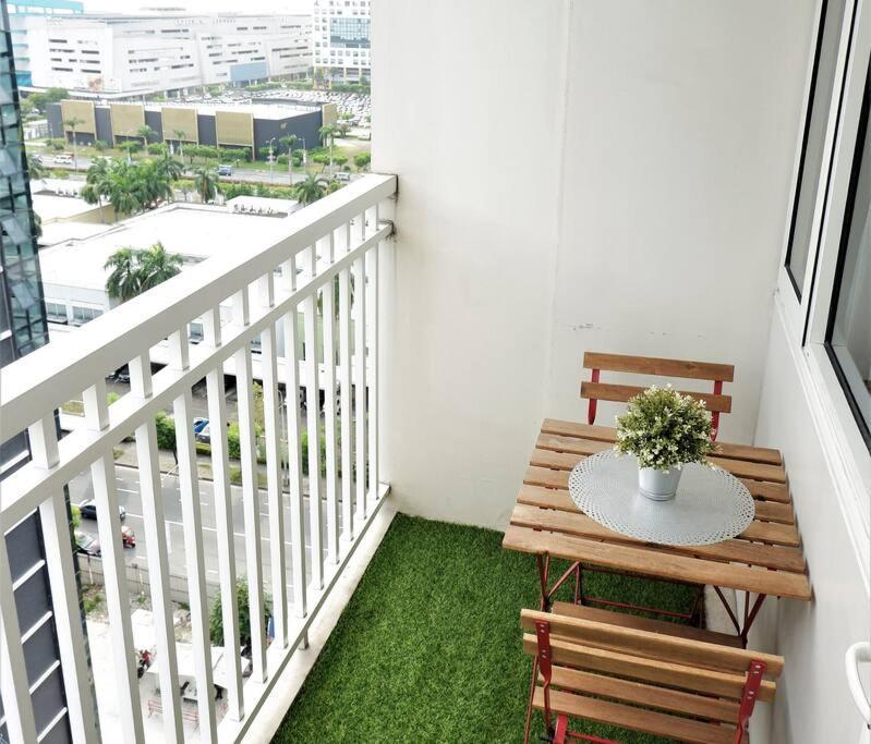 Moa Pasay 1656 Twin Bed Staycation Near Naia Airport Apartment Manila