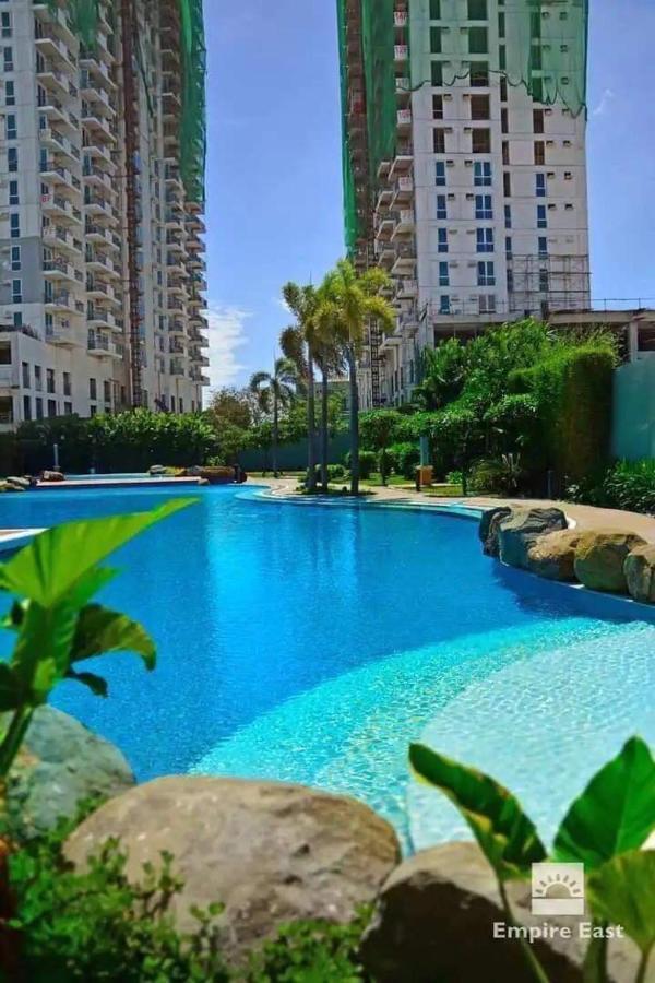 3 Bedrooms Access Penthouse Unit *