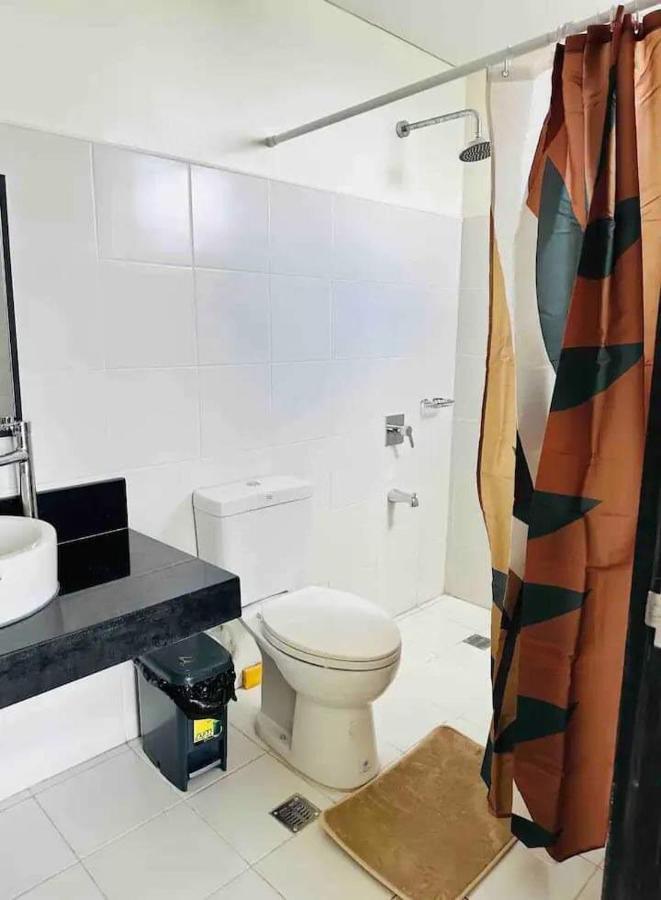 3 Bedrooms Access Penthouse Unit Apartment Manila