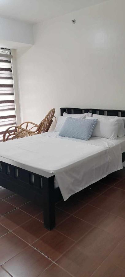 3 Bedrooms Access Penthouse Unit *