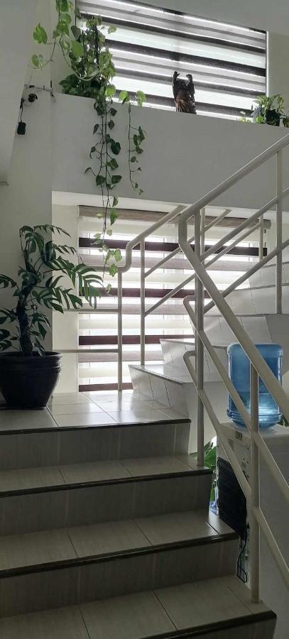3 Bedrooms Access Penthouse Unit *