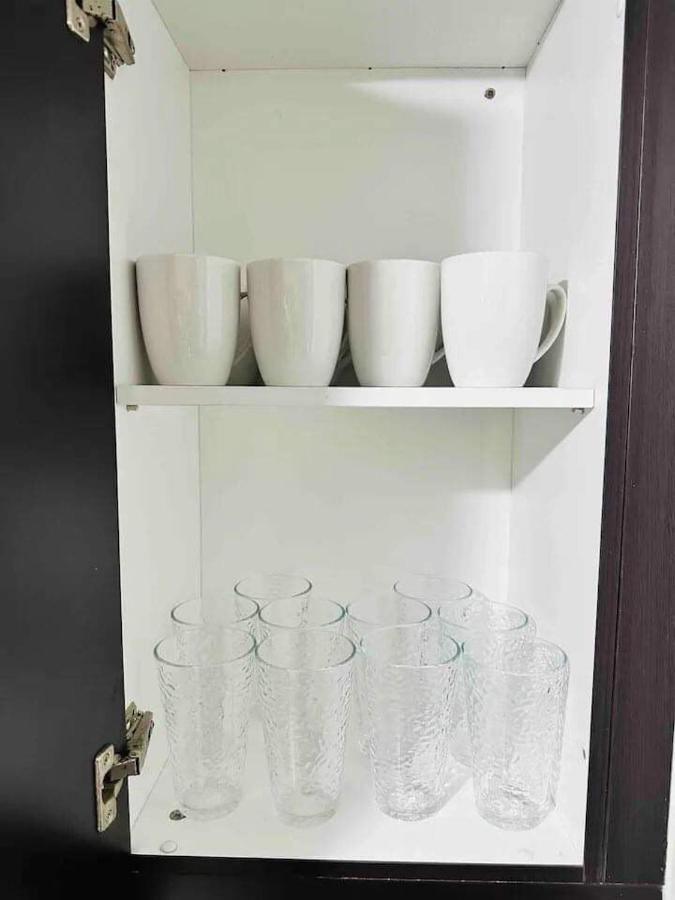 Apartment 3 Bedrooms Access Penthouse Unit *