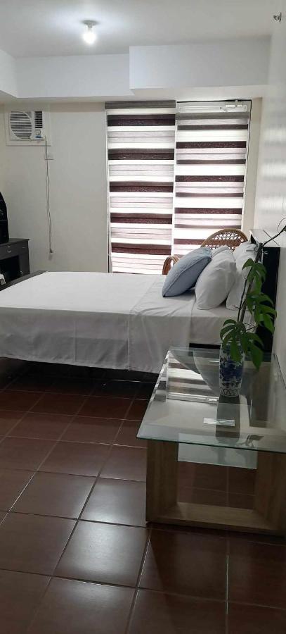 3 Bedrooms Access Penthouse Unit *