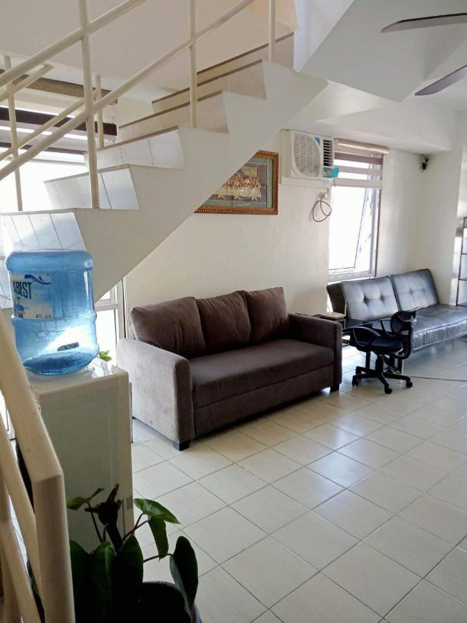 3 Bedrooms Access Penthouse Unit