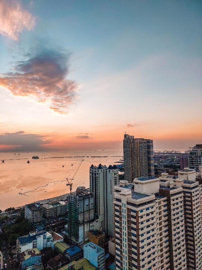 Affordable Bay & Lights View With Free Pool Access Manila
