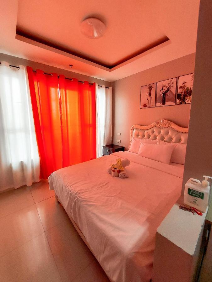Budget Staycation With Free Pool And Gym Access Very Near Us Embassy, Robinsons Manila, Zoo, Up Pgh