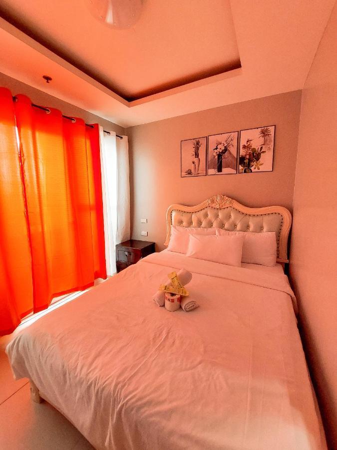Budget Staycation With Free Pool And Gym Access Very Near Us Embassy, Robinsons Manila, Zoo, Up Pgh *