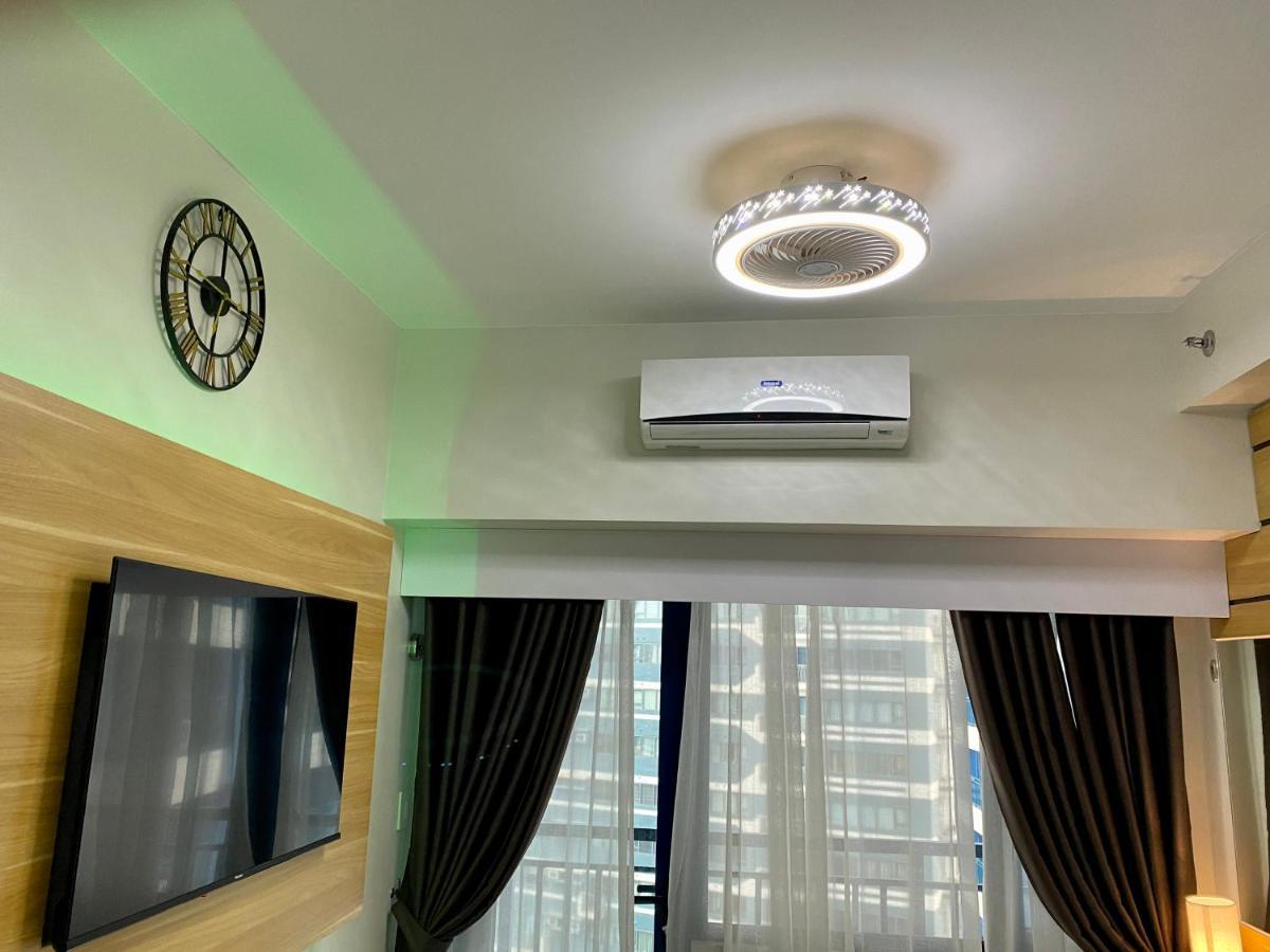 Apartment Woodland Elegance Retreat Symphony Of Artistry With Blazing Fast 300 Mbps