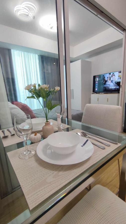 Apartment View Balcony In Azure Urban Residences Manila