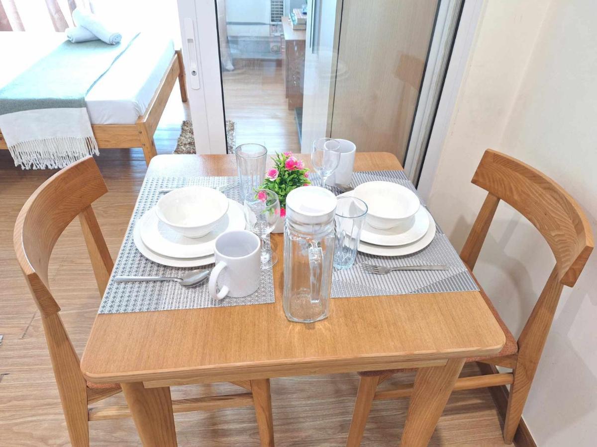 Apartment Cozy 1br With City And Nature View In Azure Manila