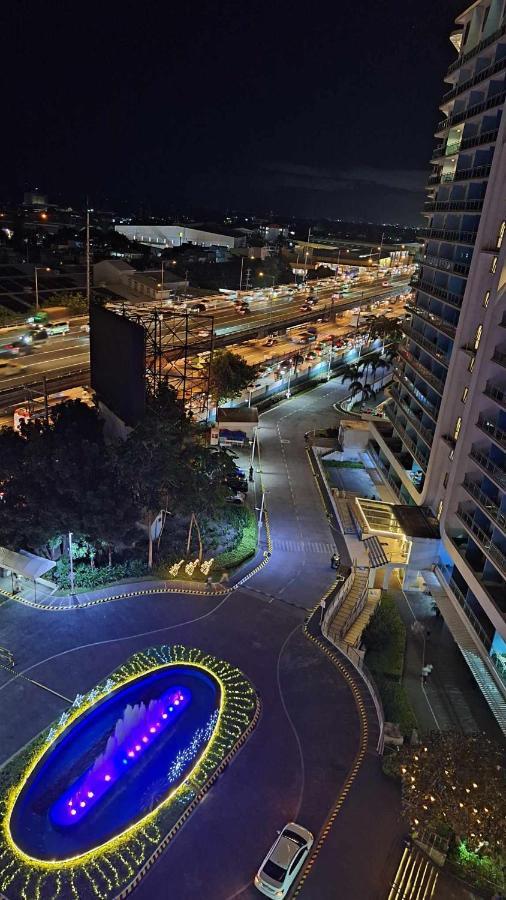 Cozy 1br With City And Nature View In Azure Apartment *