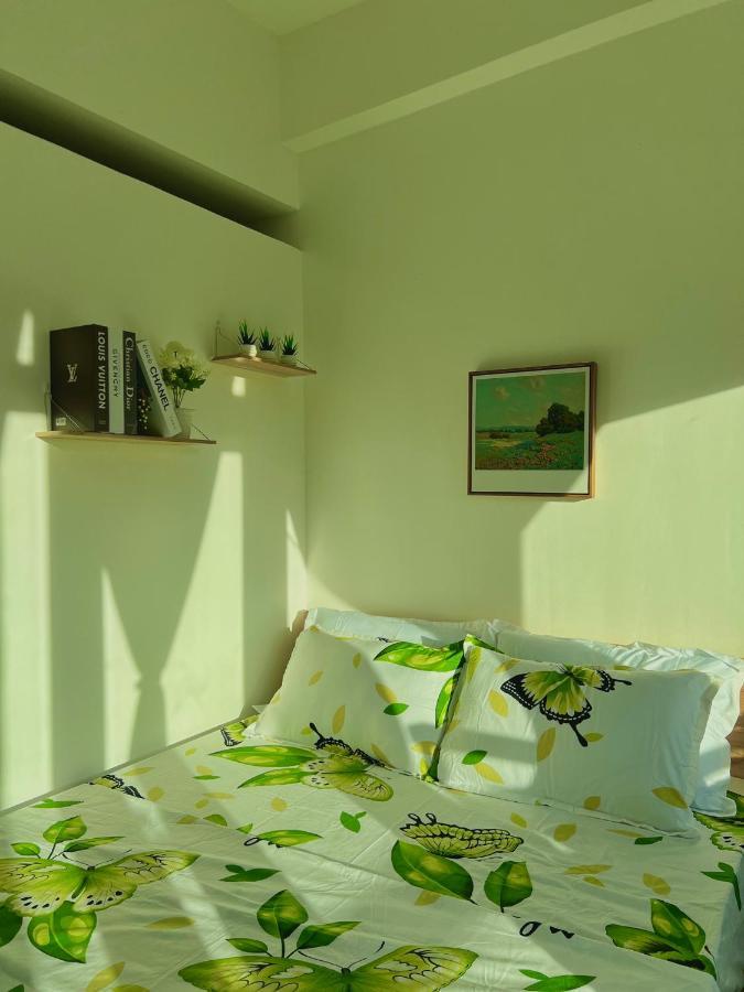 Minimalist Nordic 1br With Balcony River View Apartment