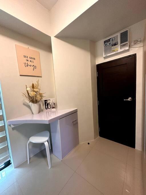 Apartment New & Spacious Unit In Qc W/ Wifi & Netflix *