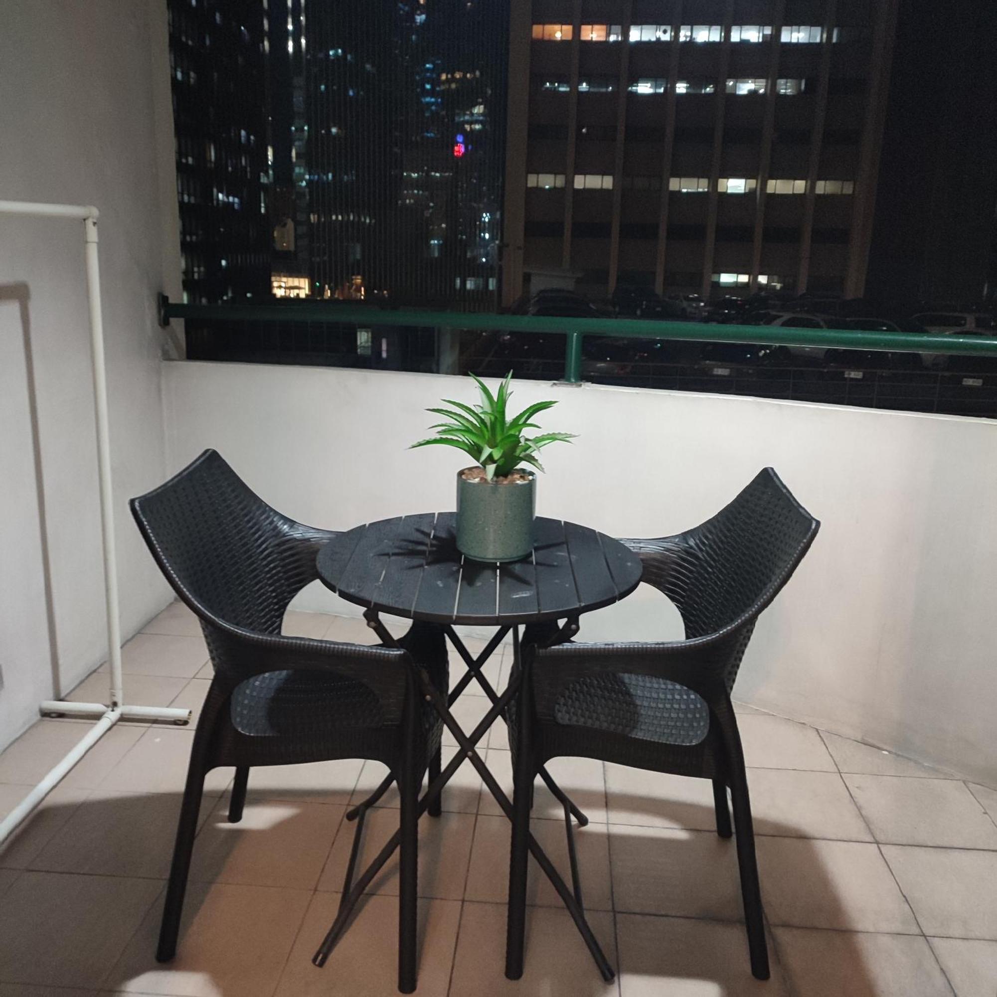 Luxury Spacious 2br In Salcedo Village