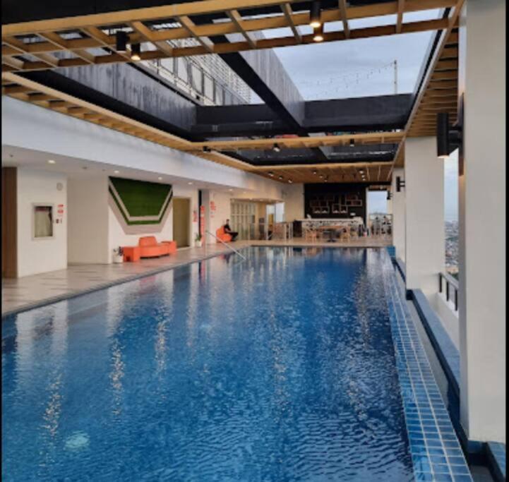 Cozy 1 - The Residences Bgc Taguig