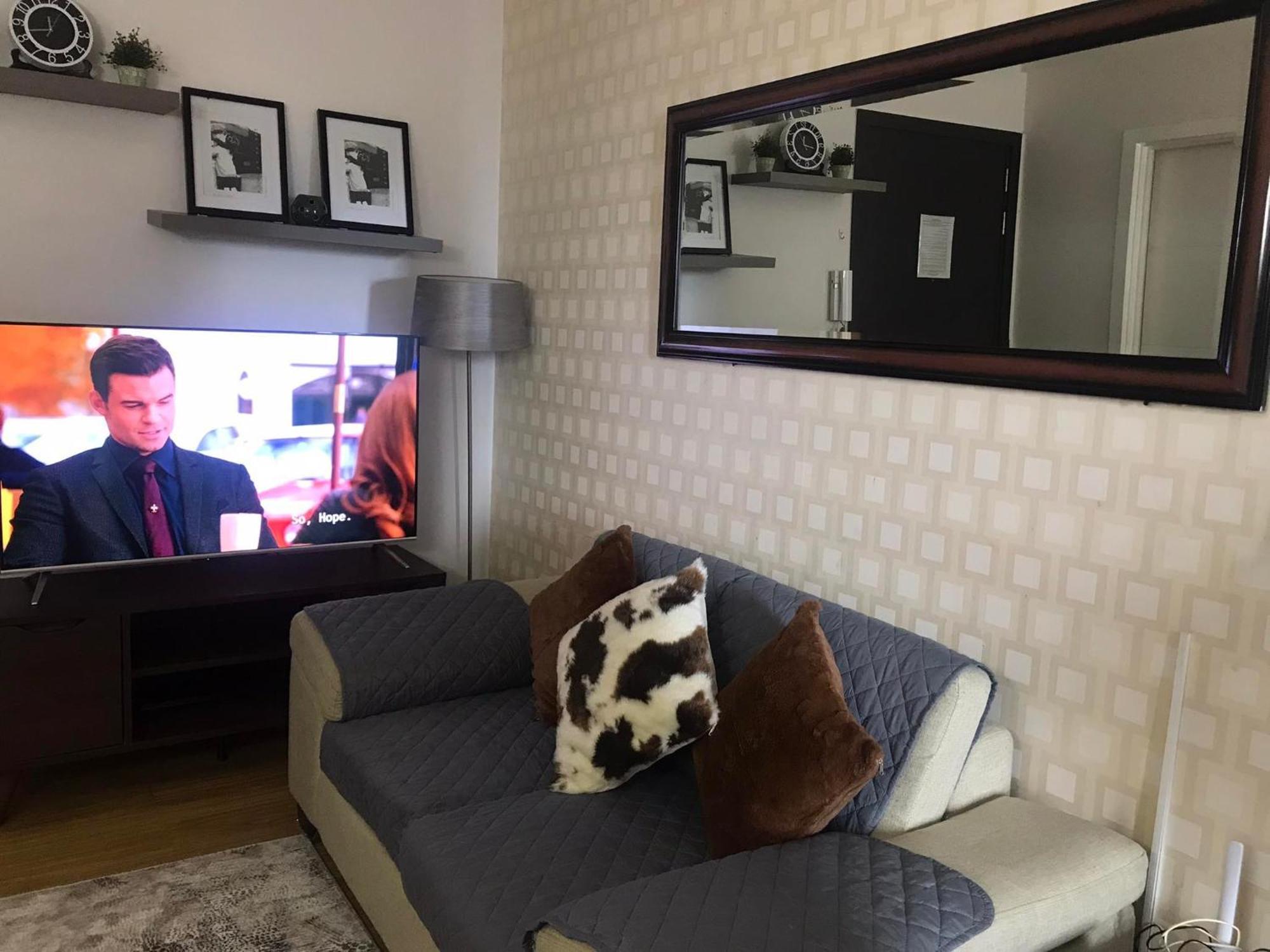 Apartment Simple Yet Lovely 2br Unit In Acqua Private Residences *