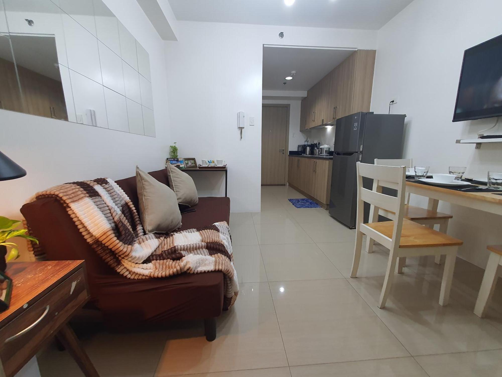 At Last, 1 Bedroom Pool View With Balcony *