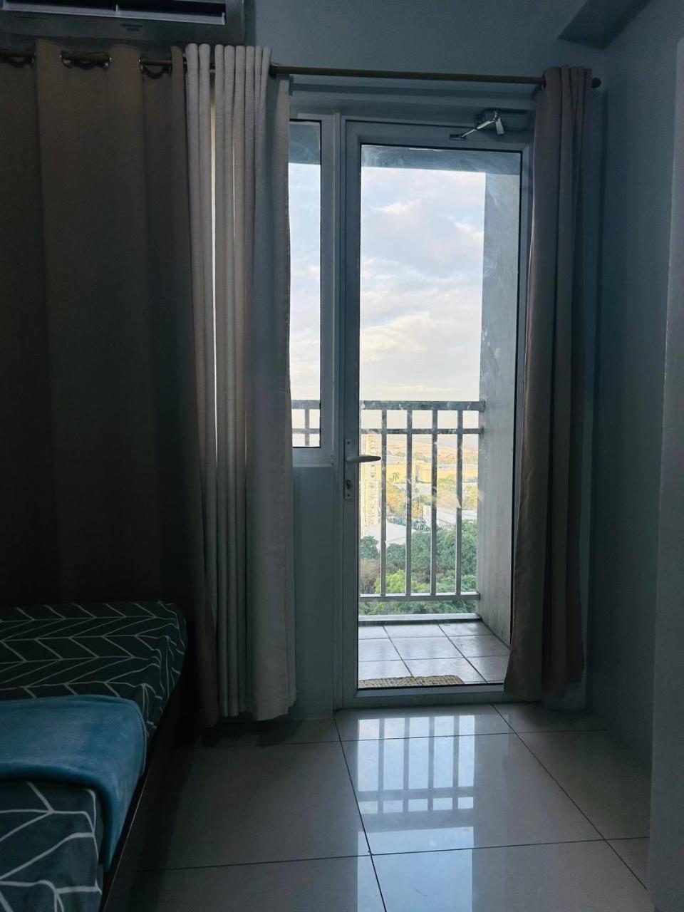 Apartamento Cozy Staycation Breeze *