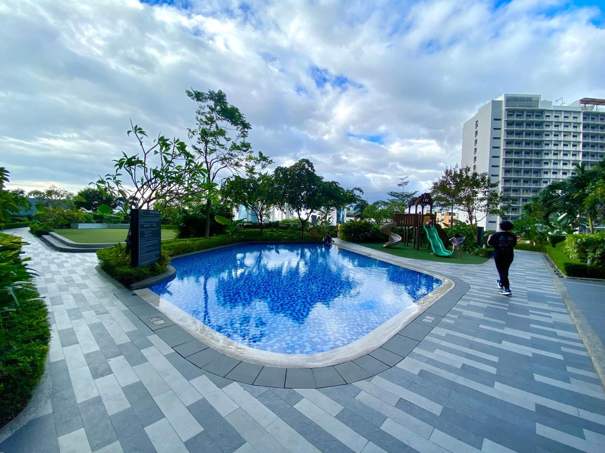 Frost At Air Residences Makati * Manila