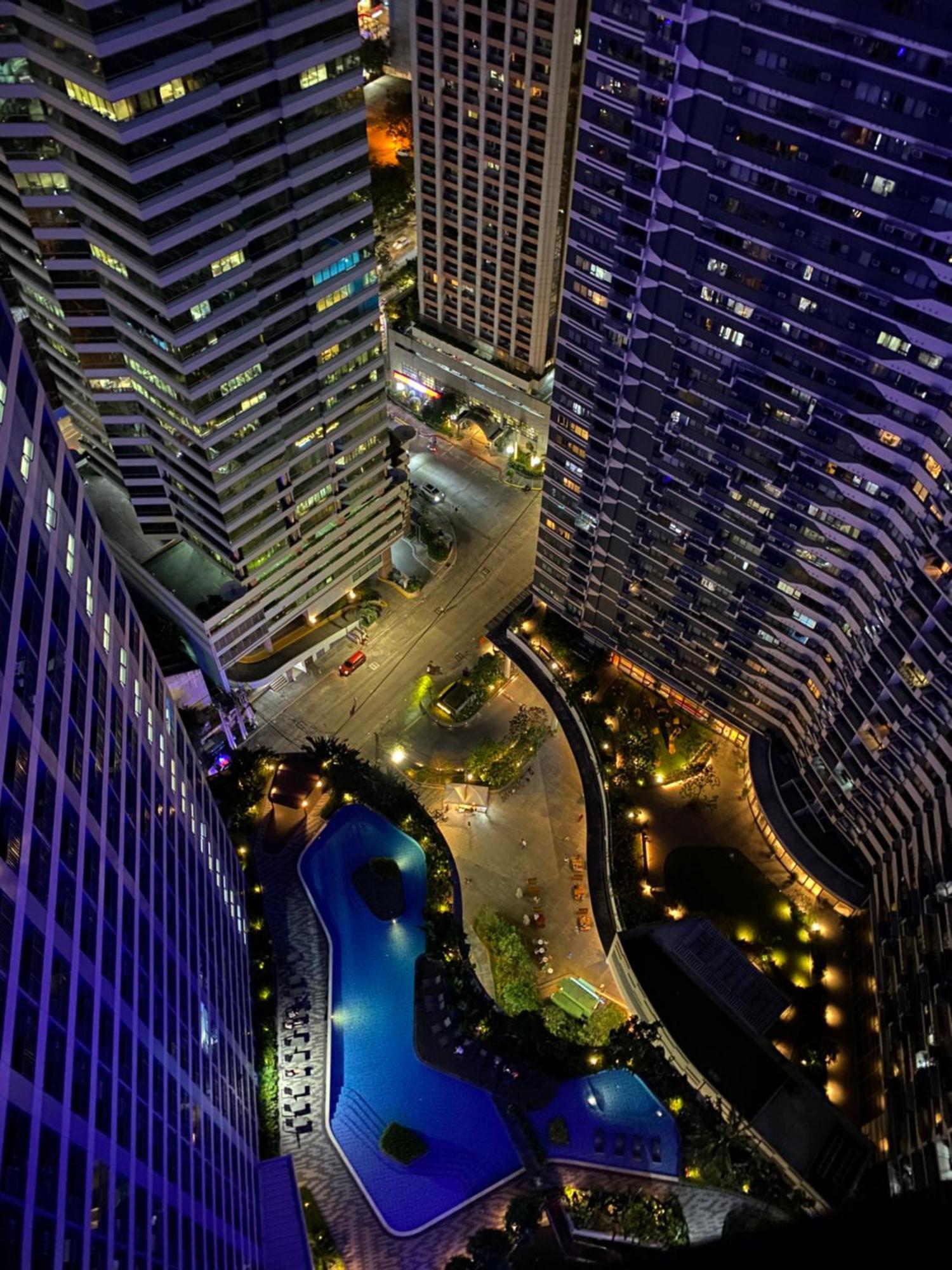 Apartment Frost At Air Residences Makati Manila