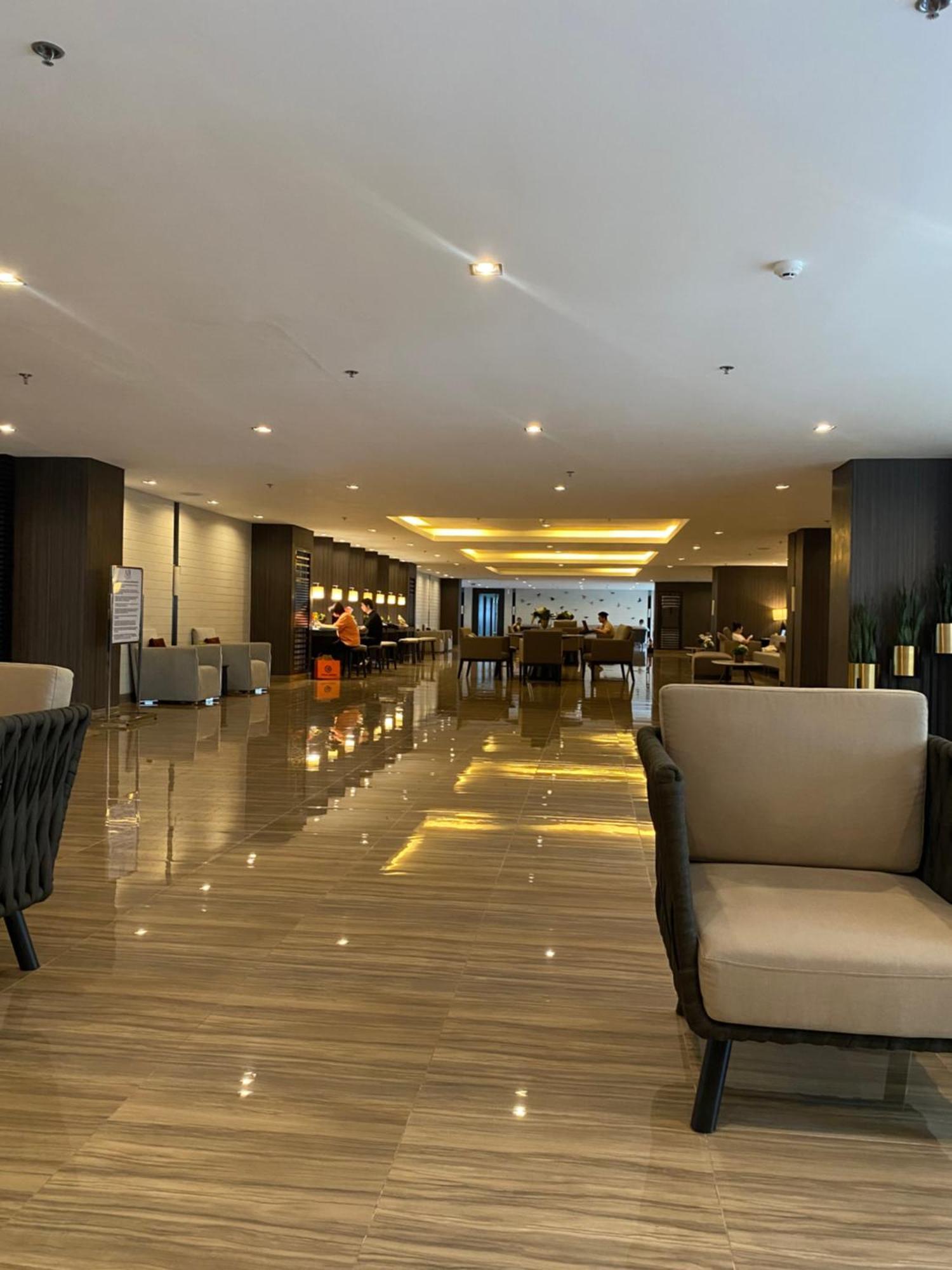 Frost At Air Residences Makati *