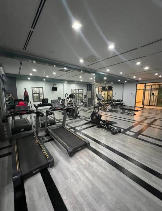 Apartment Modern Unit In Viceroy Mckinley Hill Taguig *