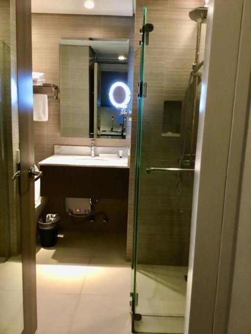 Cozy 1 - The Residences Bgc Taguig * Manila