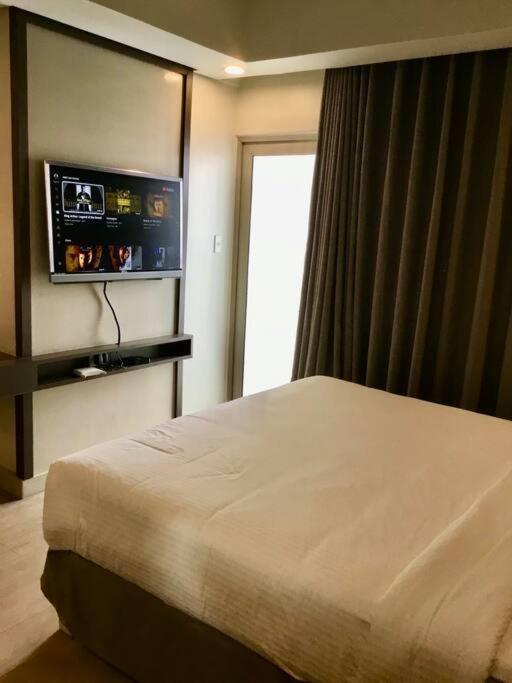 Cozy 1 - The Residences Bgc Taguig Apartment Manila