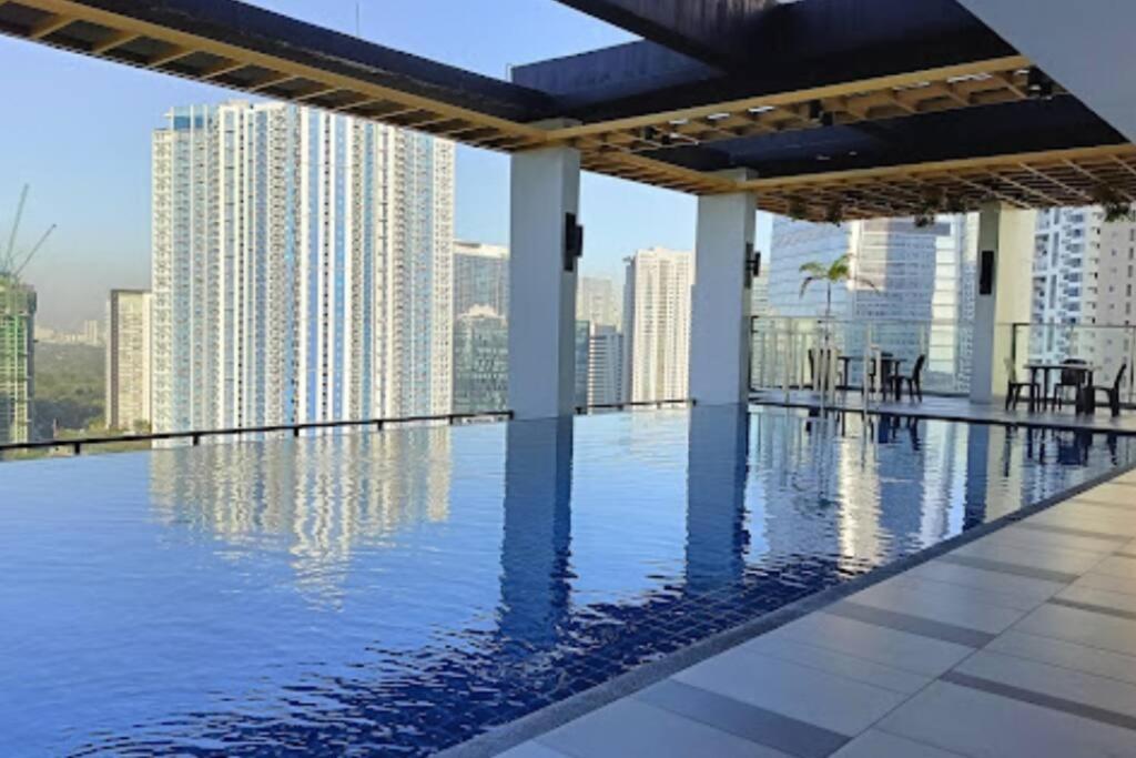 Cozy 1 - The Residences Bgc Taguig