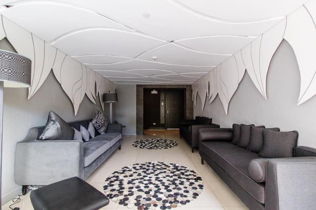 Apartment Simple Yet Lovely 2br Unit In Acqua Private Residences *