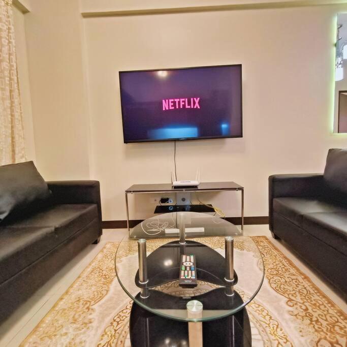 Family W/ Centralized Ac Nr Ayala Mall Feliz Apartment *
