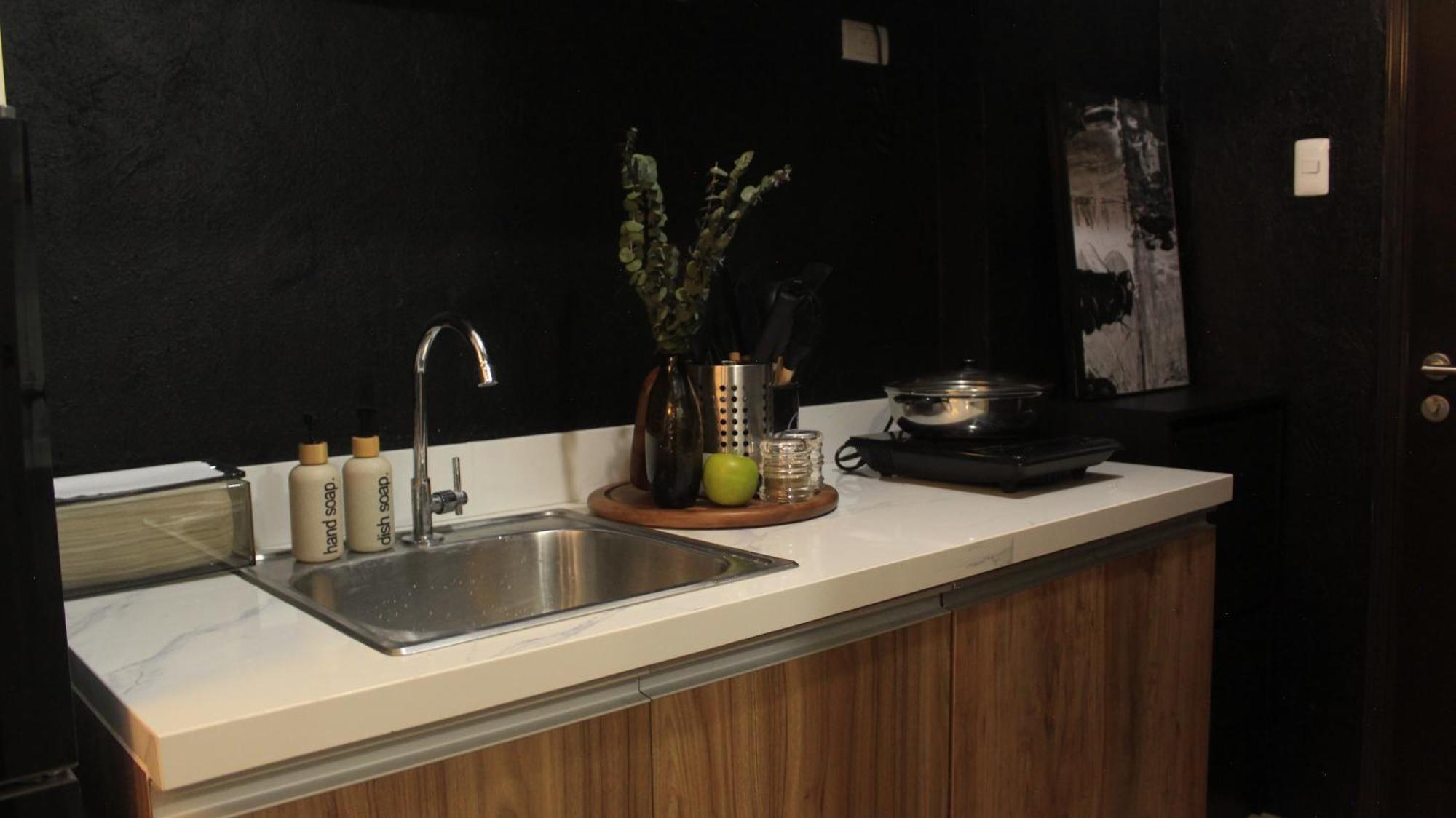 Apartment Apartment-avida Sucat Tower 9 Manila