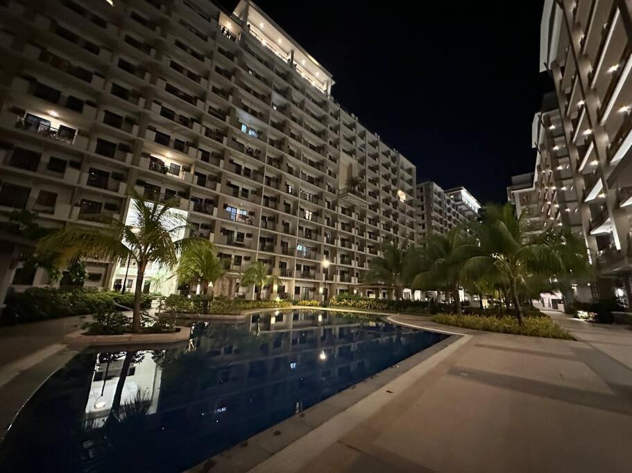 Modern Style 2br Good For 6 Packs Near Naia * Manila